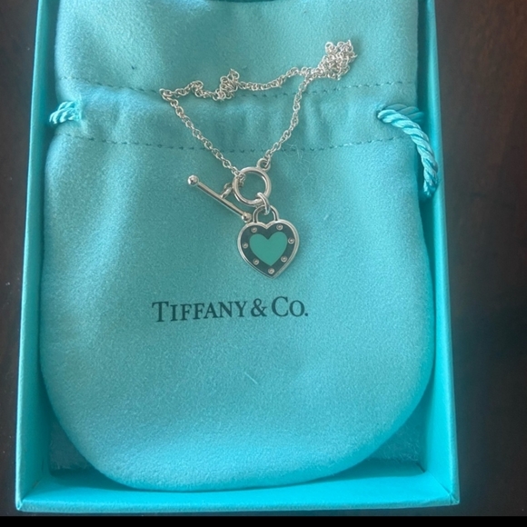 TIFFANY & Co. TOGGLE BRACELET 💙 - Picture 5 of 7